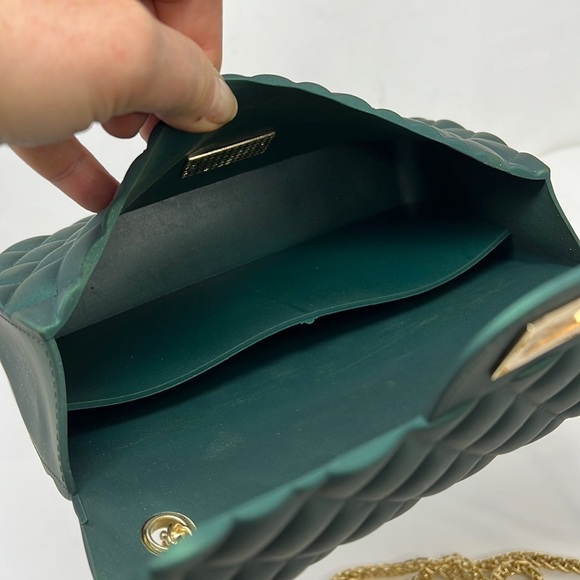 Emerald Green Rubber Embossed Quilted Chain Shoulder Crossbody Flap Bag - Picture 8 of 11